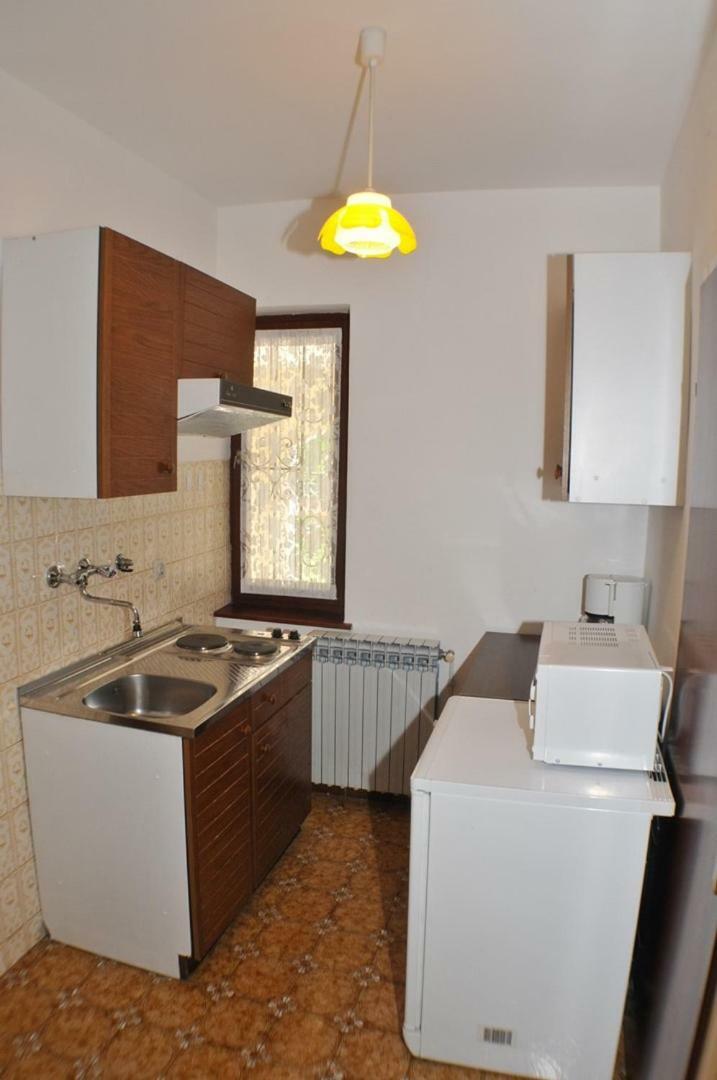 Hotel Haus Liliana Tar-Vabriga Esterno foto