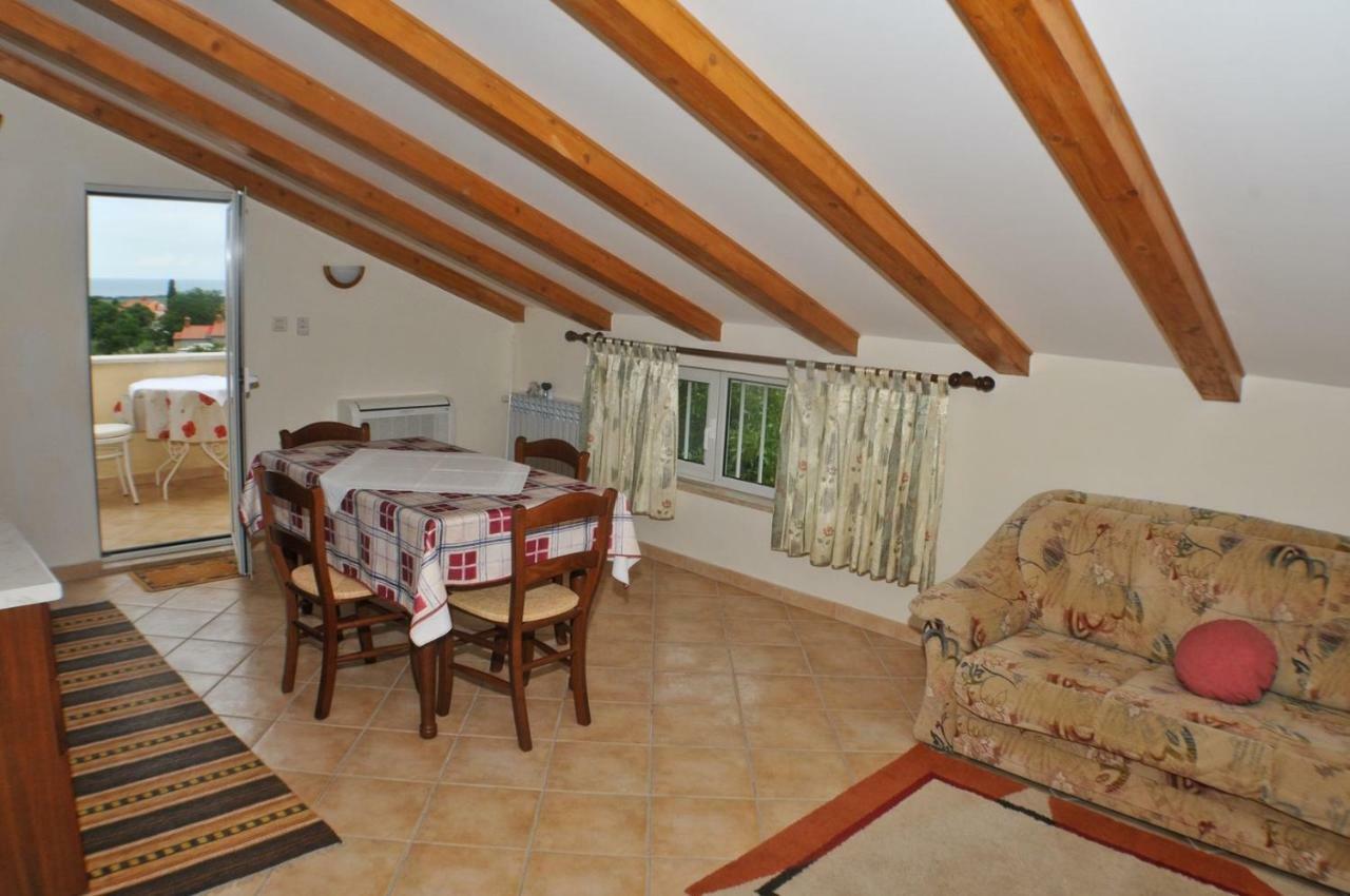 Hotel Haus Liliana Tar-Vabriga Esterno foto