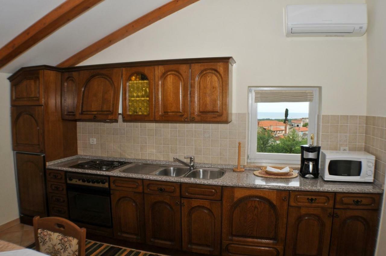 Hotel Haus Liliana Tar-Vabriga Esterno foto